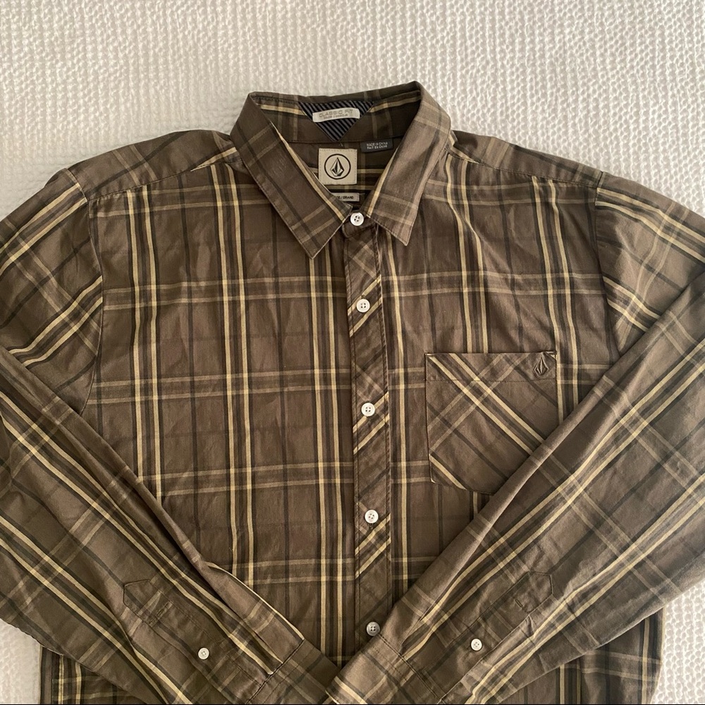 Volcom Button Up